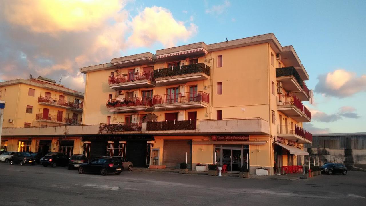 Costa D'Amalfi E Cilento Bed & Breakfast Pontecagnano Eksteriør bilde